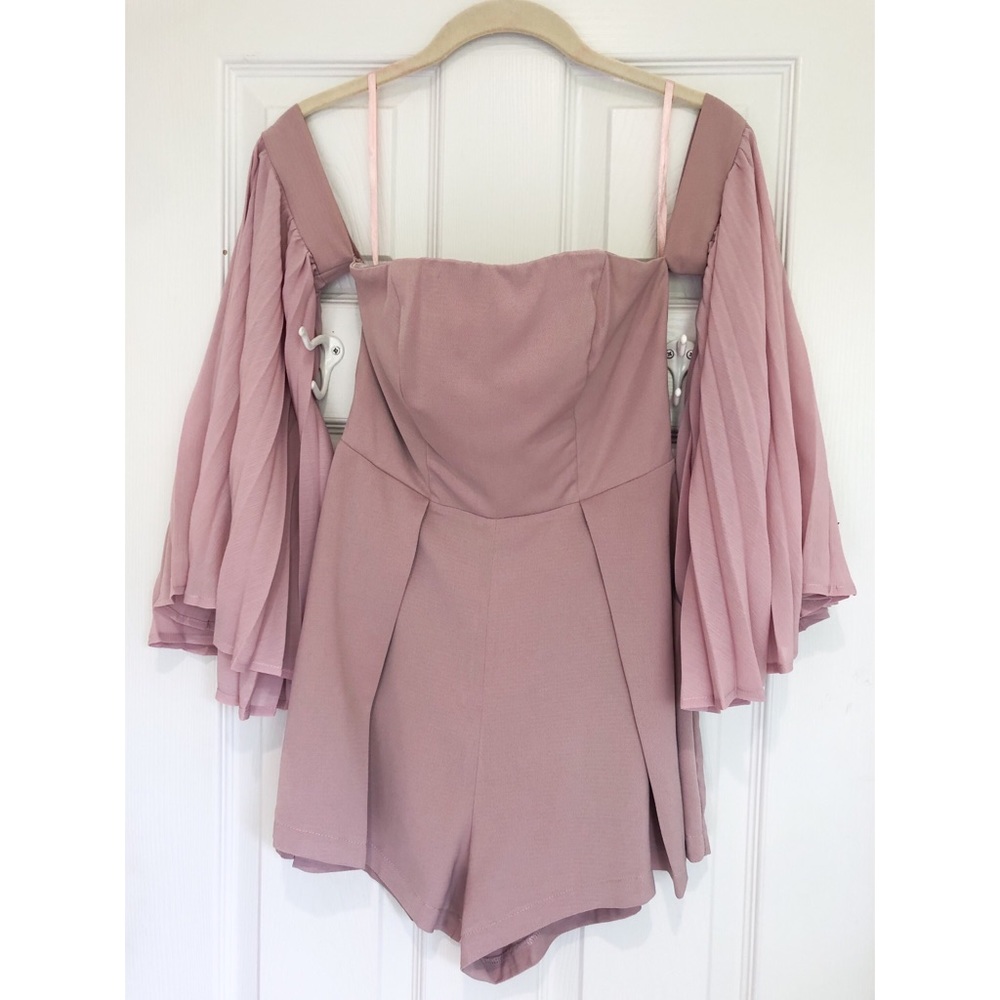 Blush Romper Size Small